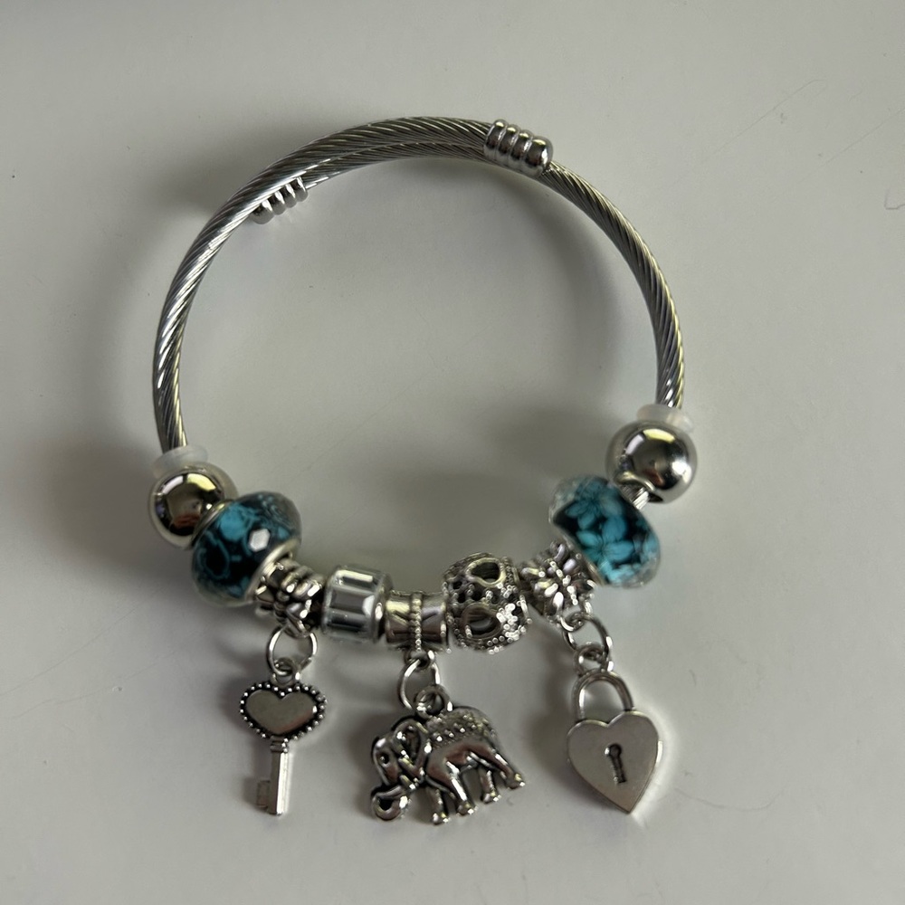Silver Charm Bracelet with Blue Accents. New. - Picture 2 of 6